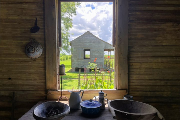 Laura Plantation Guided Tour: Big House & Original Slave Cabins - Photo 1 of 10